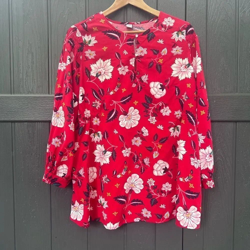 Old Navy  Button-Front Smocked-Shoulder Top for Women Mathernity Large